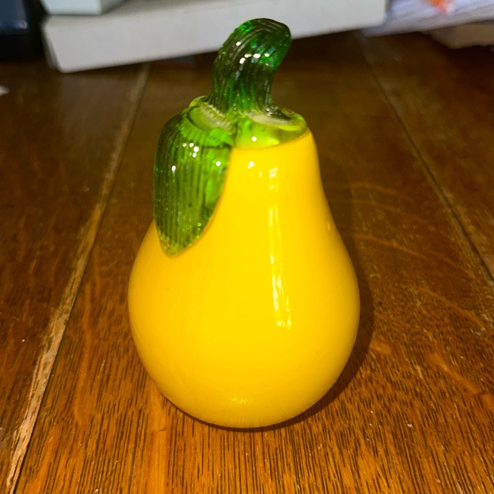 Vintage Murano Art Hand Blown Glass Yellow Sparkle Pear Fruit Figurine